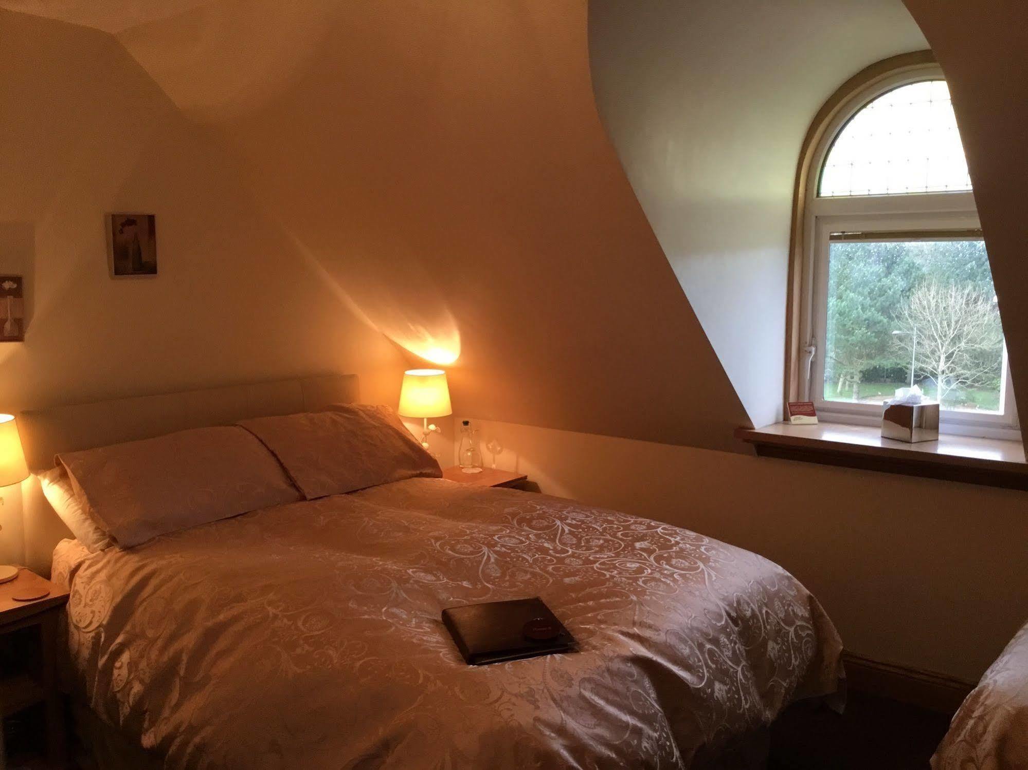 Lakeview Guest House Stranraer Dış mekan fotoğraf